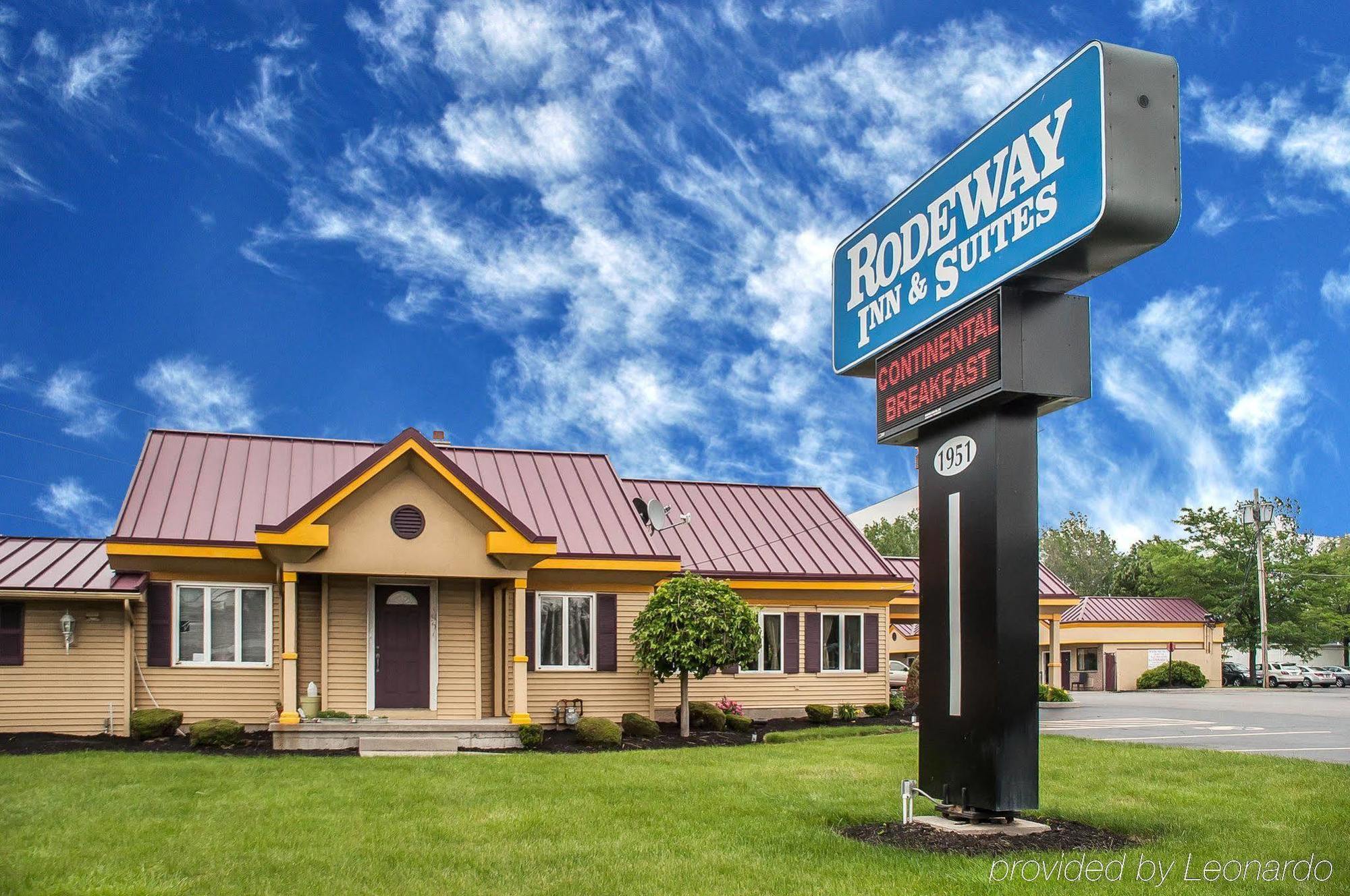 Amherst Inn & Suites מראה חיצוני תמונה